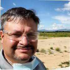 160 rolling out of Jacksonville. I know I have said this before, but this  is a good looking Masney paint scheme.