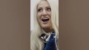 Had to ask M-Train to wear the Nappy Boy chain 😂