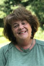 Bernadette Melton's Instagram, Twitter & Facebook