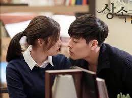 Siri ini memulakan tayangan perdana di slot akasia tv3 dari 8 ogos 2018 hingga 14 september 2018 menggantikan jangan benci cintaku. 5 Drama Korea Romantis Dengan Kisah Cinta Guru Dan Murid