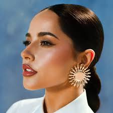 Becky G (@iambeckyg)