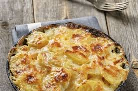 Gratin De Topinambour Et Catalogues De Saison Dans Maison Brocante Cuisine Jardin