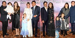 Stanno insieme da 10 anni ormai e nel 2016 i due sono diventati genitori del piccolo diego. Serena Rossi Serena Autieri E Tante Altre Vip In Famiglia Alla Prima Di Frozen Gossip