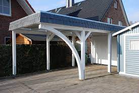 Carport In Fichte Vom Kunden Weiss Gestrichen Inkl Schindelblende Leimholzbogen Und Ruckwand Carport Carportinweiss Leimho Carport Holz Carports Carport