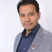 Oscar Vasquez Email & Phone Number