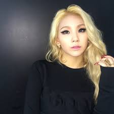 Here i am making a tutorial how to make from brown/dark hair to blonde :)i hope you liked it! Best Kpop Girl Group Member For Blonde Hair