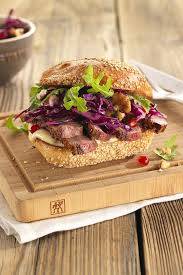 Entenbrustburger Mit Orangenmayonnaise Und Rotkohl Burger Mal Anders Leckeres Essen Rotkohl Rezepte