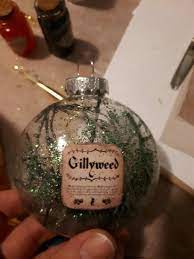 Pin By Lori Mainiero On Harry Potter Christmas Harry Potter Christmas Decorations Harry Potter Christmas Ornaments Harry Potter Christmas