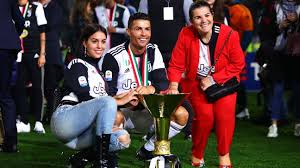 ¿estás buscando las últimas noticias sobre dolores aveiro? Cristiano S Mother Will Try To Convince Him To Return To Sporting Next Year He Will Play In Alvalade Fiji Broadcasting Corporation Ltd