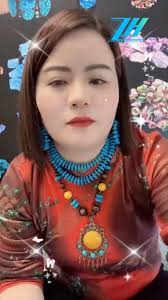 250407-12 Bahan kasar mentah semulajadi ini menggabungkan warna biru tinggi  dan kualiti porselin yang tinggi dengan Pat yang unik