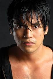 Jeffrey Hidalgo's Instagram, Twitter & Facebook