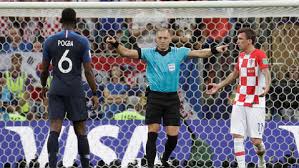 Será la segunda experiencia de pitana en mundiales luego de su participación en brasil 2014, torneo en el que dirigió cuatro encuentros, entre ellos el cruce entre francia y alemania por cuartos de final. Ivica Olic Cuestiono El Arbitraje De Nestor Pitana En La Final De Rusia 2018 Rpp Noticias