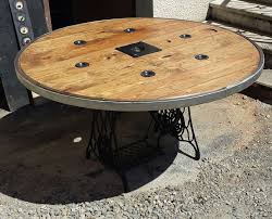 La peinture reste a faire mais le temps ne s'y prêtant pas on verra plus tard. Les Tables Tourets Site De Mafabrikabois