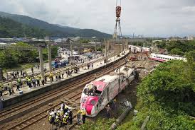 For faster navigation, this iframe is preloading the wikiwand page for 普悠瑪列車出軌事故. æ™®æ‚ ç'ªå‡ºè»Œæ‚²åŠ‡å¾ŒçºŒ å°éµå›°å¢ƒå…¨è§£æž æ·±åº¦å°ˆé¡Œ å¤©ä¸‹é›œèªŒ