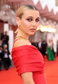 Emma Chamberlain Wore Vintage Valentino and Cartier In Venice