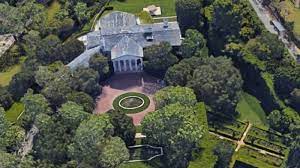 Jeff bezos has forked out $10 million for a beverly hills home located right next door to the $165 million compound he purchased in the area back in february. Jeff Bezos Sets Record Splurging Out On 245 Million Beverly Hills Home