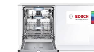 You can wash larger amounts of dinnerware easily with this bosch dishwasher's 14 place setting capacity. Bosch Standgeschirrspuler Serie 4 Sms46iw04e 9 5 L 13 Massgedecke Online Kaufen Otto