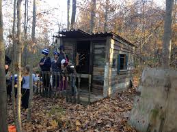 Fort In The Woods Perfect Hideaway For Kids Homemade Forts House Styles Hideaway