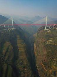 Inauguré mardi 23 octobre, le plus long pont maritime au monde réunira hong kong, macao et la chine continentale. Record Le Pont Beipanjiang Le Plus Haut Du Monde A Ouvert En Chine Pont Pont A Haubans Pont Suspendu