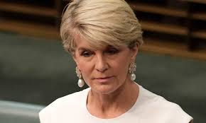 Your is hair is looking fab! another person said. Julie Bishop Surprises Fans As She Ditches Her Signature Pixie Hairstyle Daily Mail Online