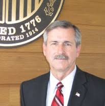 Trustee challenges incumbent supervisor for Grosse Ile township's top  position