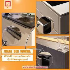 Grifflose Kuchen Bestechen Durch Ihren Schlichten Gradlinigen Look Dabei Gibt Es Ganz Unterschiedliche Losungen Das Schonste Fur Die Neue Kuche In 2019 Kuche Neue Kuche Und Moderne Kuche