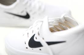 Durable sandblasted rubber and mesh upper, offering nubuck feel and breathability. Sb Nyjah Free Summit White And Camouflage Skate Shoes Pasteurinstituteindia Com