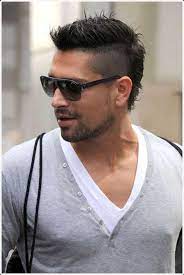 Les hommes jaloux du regard de biche de leur compagne peuvent désormais recourir à un produit qui leur est spécifiquement destiné. 40 Top Class Mohawk Hairstyles For Men Page 2 Of 4 Men S Fashion 2016 Mohawk Hairstyles Men Faux Hawk Hairstyles Thick Hair Styles