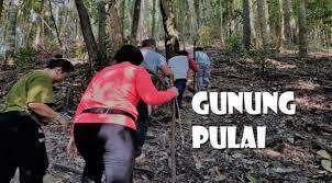 You can also stay at some home stays in gunung pulai area. 2d1n Kluang Town Hikes To Gunung Lambakå±… é'¾ å— å³‡ å±± Gunung Pulaiå¤æ¥è'²èŽ±å±± Waterfall Dip 8 Jun 2019