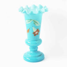 Opalescent fenton art glass vase. A Guide To Collecting Vintage Milk Glass Adirondack Girl Heart