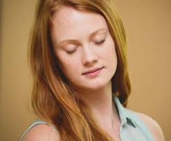 Many women are born with perfect eyebrows, but the rest have to do a little work to keep them looking great. When Thinning Eyebrows Are A Sign Of Trouble Dermstore Blog