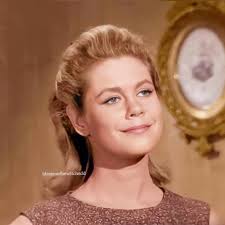 Unusual behaviors and opinions discussion