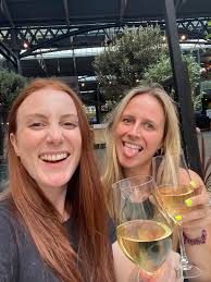 Hi Fernie people! I'm moving to Fernie for the winter season and am looking  for a shared flat/house. I work as a lawyer in London but taking a career  break to ski