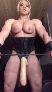 IFBB pro Lisa cross strap on fun : rstrapon