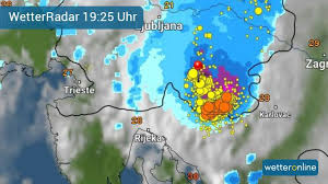 Fotos Eisbomben In Slowenien Wetterticker Wetteronline Wetter Online Wetter Blitze
