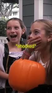 bleedin' me dry, like a goddamn vampire" || olivia rodrigo (damon y  caroline, the vampire diaries)