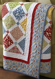 Easy Quilts To Make With Charm Packs Quilt With Two Charm Packs I Love The Colors In This Quilt This Could Be Done With Quilt Patterns Quilts Charm Pack Quilt