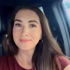 What week did your Easter eggers chickens start laying? And what week did  you switch to layer feed? My girls are 17 weeks 5 days and I'm so excited,  especially with the