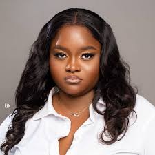 Omoh my village was hot yesterday, Adamu Michael Jackson shut down 😃😃.  How did he get the Christmas light to light up his clothes though, he got a  battery in his pocket