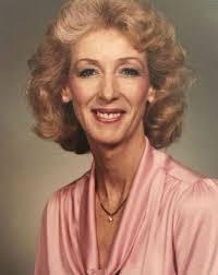 Dora Lee's Instagram, Twitter & Facebook