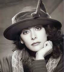 I found a rare photo of Maris !!