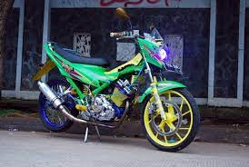 Itulah informasi tentang modifikasi motor satria fu 2014 warna hitam yang dapat admin kumpulkan. Modifikasi Suzuki Satria Fu150 2014 Bunglon Yang Nyaman Untuk Harian