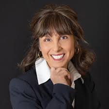 Cindy Steger's Instagram, Twitter & Facebook