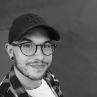 Jordan Linder's Instagram, Twitter & Facebook