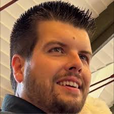 What is a good average daily theoretical loss and what comps can I expect?