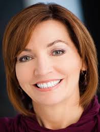 Elaine Mccaw's Instagram, Twitter & Facebook