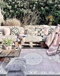 Pin Von Vanny Angel Auf Garten Sofa Aus Palletten Kissen Sofa Sofa Aus Paletten