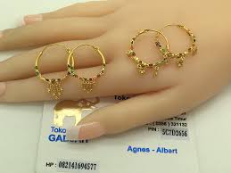 22k 91 6 Gold Import Dubai India Gipsy Earrings Left 4 52gr Right 4 83gr Jewelry Bracelets Gold Gold Earrings Designs Bridal Jewelry Bracelets