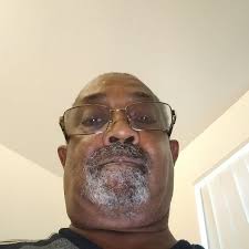 Hey, old man. You are truly unique! I keep praising you, but it seems like  I'm invisible to you. 🥺✨ Just saying 'hello' will make my day!😁