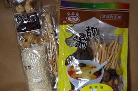 Sup drop telur (juga dikenali sebagai sup bunga telur) dikenali sebagai 蛋花湯 dalam bahasa. Resep Sup Ayam Cina